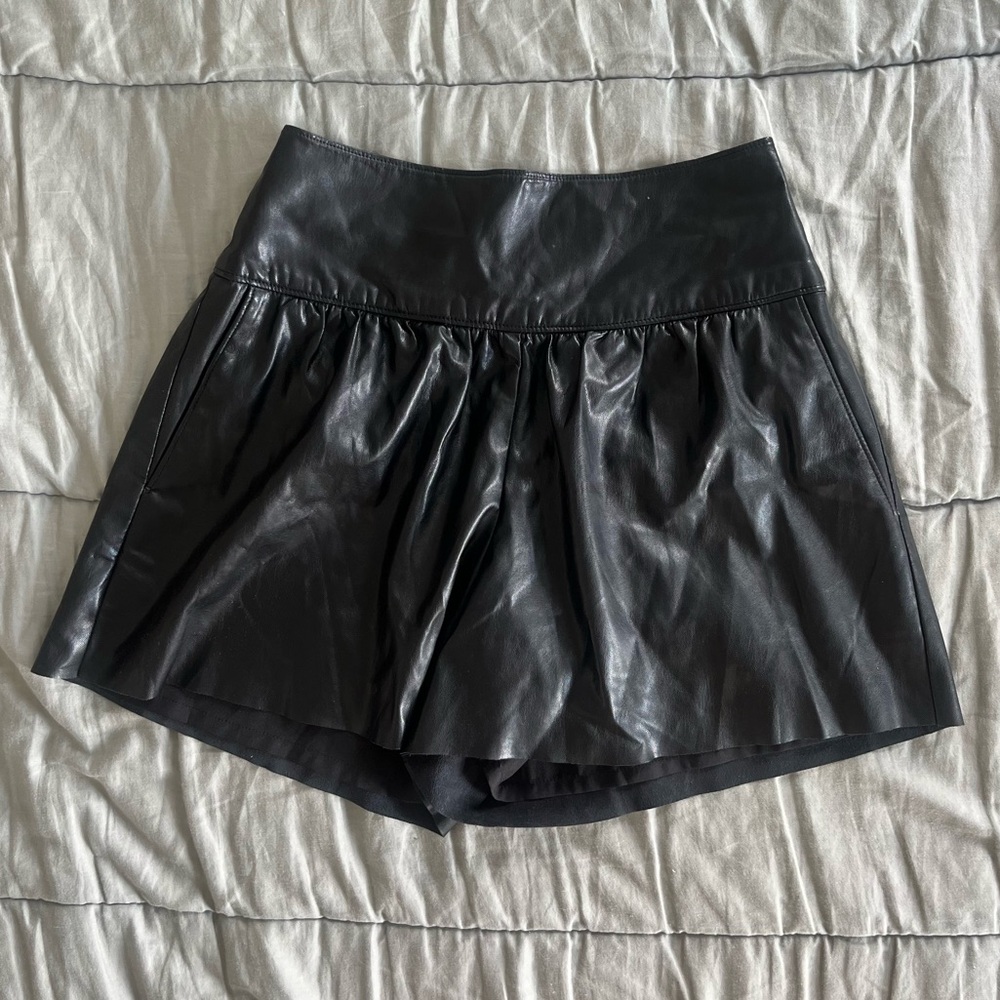CLUB MONACO LEATHER SHORTS